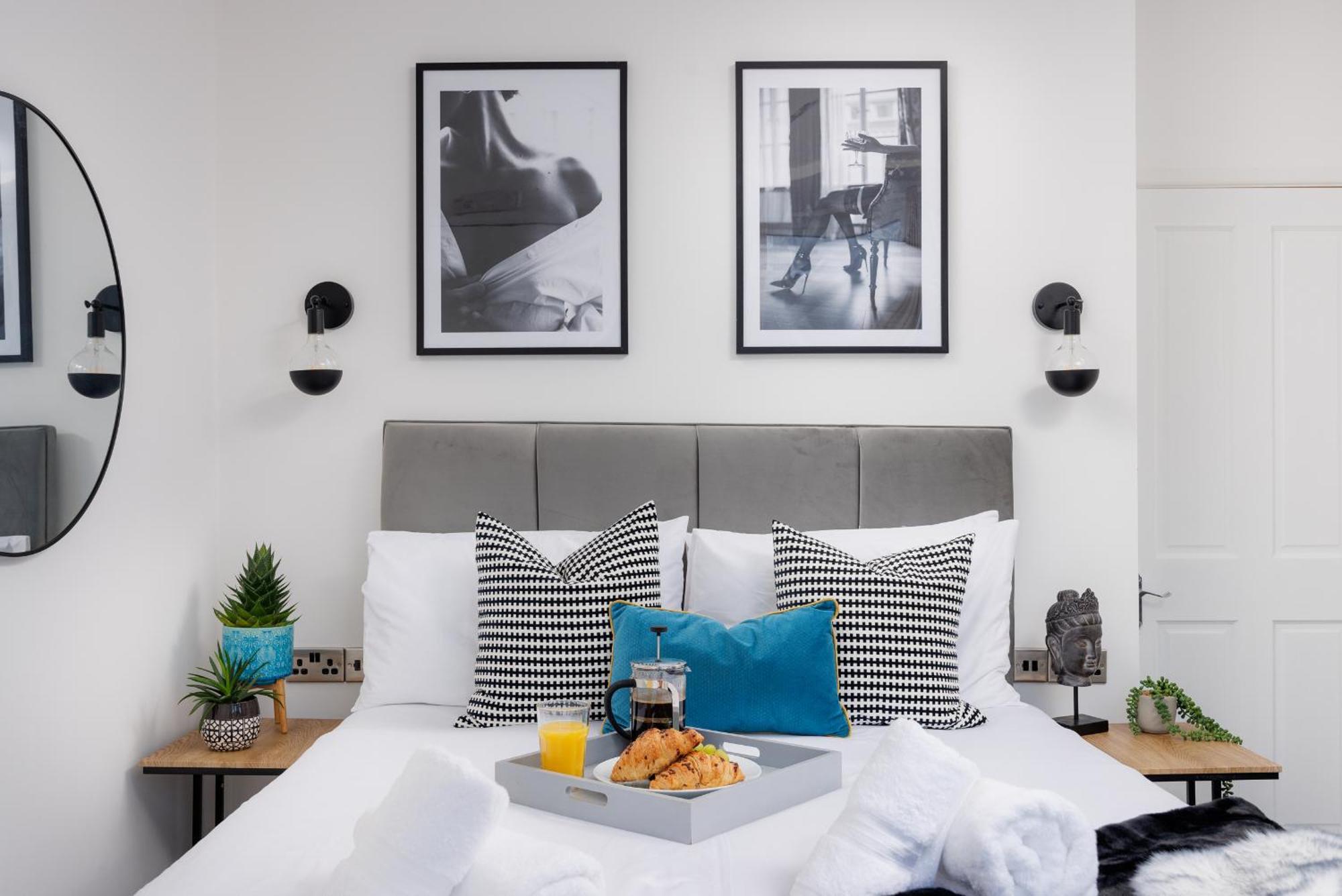 Boujis Central Plymouth Apartment - Sleeps 4 - Habita Property Екстериор снимка